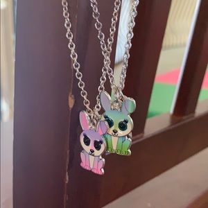 A best friend set that comes with 2 necklaces